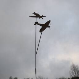 Rusty Metal Spitfire & Hurricane Garden Art - Aviation Gift - thumbnail 1