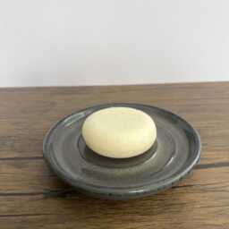Handmade Ceramic Soap Dish Ridged Stoneware Shampoo Bar Holder - thumbnail 2