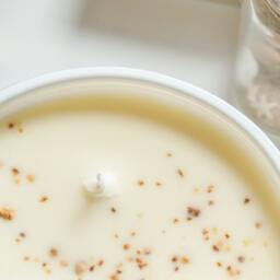 Bergamot Aromatherapy Soy Candle 3-Wick, Handmade in London - thumbnail 3