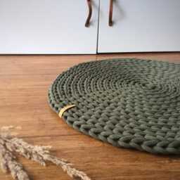 Chunky & Fluffy Crochet Round Rug, Handwoven Carpet With A Minimalist Design, Indoor Outdoor Decoration, Esthetic Living Room Accent - thumbnail 4