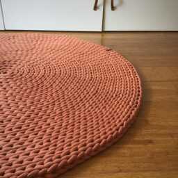 Chunky & Fluffy Crochet Round Rug, Handwoven Carpet With A Minimalist Design, Indoor Outdoor Decoration, Esthetic Living Room Accent - thumbnail 2