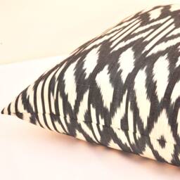 Black Handloom Cotton Ikat Pillow Cover - 20x20 Inches - thumbnail 3
