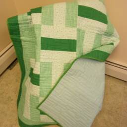 "Green Fence Rail Handmade Throw Quilt - 47"" X 65" - thumbnail 4