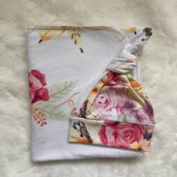 Newborn Girl Take Home Set. Swaddle Blanket & Hat Leggings. Clothes. Baby Shower Gift. Photo Prop - thumbnail 3