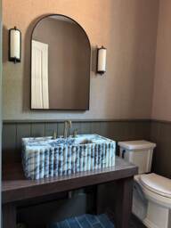 Bathroom Vintage Sink - thumbnail 1