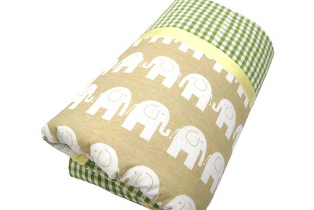 Baby Blanket, Crawling Cuddly Blanket in Beige/Green With Elephants 105 X cm, Thickly Padded - image 1