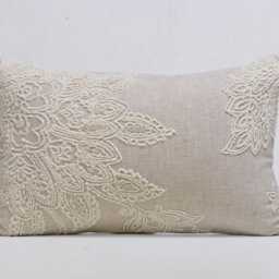 Beige Linen Pillow Cover, Off-White Lace Embroidery, Wool Tassel Accents Bmcc030 - thumbnail 2