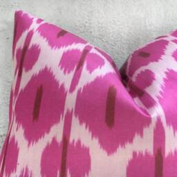 Handwoven Silk Ikat Pillow Cover, Modern Decorative Cushion - 20x20 - thumbnail 3