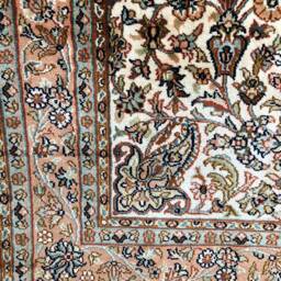 Size 3x5 Feet. Handmade Kashmiri Silk Carpet - thumbnail 3