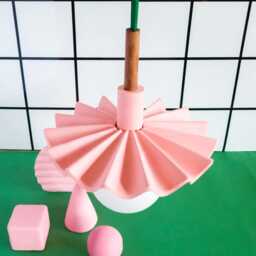 Jesmonite Pendant Light Pink Wavy Hanging Lamp With Green Cable - thumbnail 3
