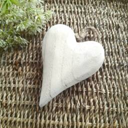 Olive Natural Wooden Hanging Heart Decoration - The Home & Hearts Shop Rustic Wall Decor Shabby Wedding Gift Christmas - thumbnail 3