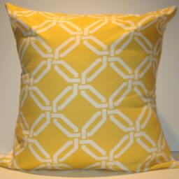 New 18x18 Inch Designer Handmade Pillow Cases. Bright Yellow & White Link Pattern - thumbnail 2