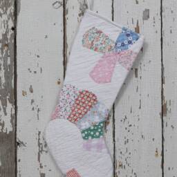 Vintage Dresden Plate Quilt Christmas Stocking Hand-Stitched Flower Petals - thumbnail 3