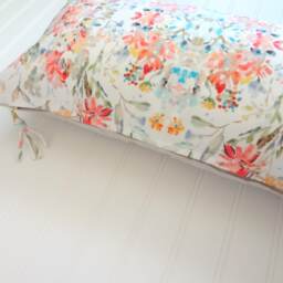 Leslie Lumbar Pillow Cover, Designer Fabric Linen Cotton 12x21, 14x20, 18x18, 20x20, 22x22, 24x24 - thumbnail 2
