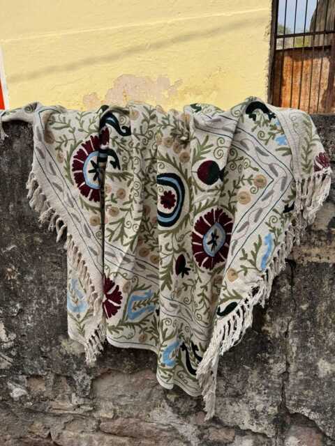 Suzani Printed Cotton Tnt Throw Blanket - Bohemian Decorative Sofa & Bed - image 1