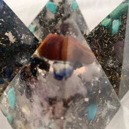 Handmade Quartz Crystal Orgone Pyramid Set, Emf Protection - thumbnail 3