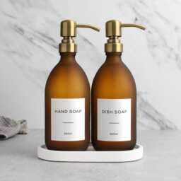 White Tray & Frosted Amber Dispenser Set - Labelled Refillable Bottle With Gold Pump & Label - For Shampoo, Hand Soap, Cream, Body Wash