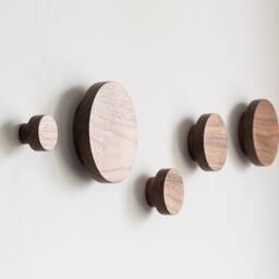 Round Wall Hooks Decorative Wooden Coat Rack High Quality Walnut Hangers - thumbnail 3