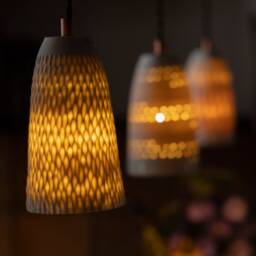 "Porcelain Pendant Lamp ""Vanda Convex" - thumbnail 3