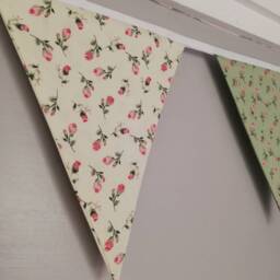 Rose Buds Fabric Bunting On Cream & Green Background - thumbnail 3
