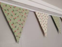 Rose Buds Fabric Bunting On Cream & Green Background - thumbnail 1