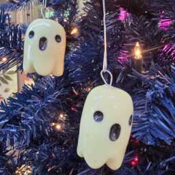Glow in The Dark Spooky Ghost Ornament - thumbnail 3