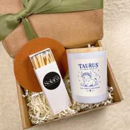 Taurus Candle, Birthday Gift For Her, Funny Zodiac Astrology Gift, April May Star Sign Candle - thumbnail 3