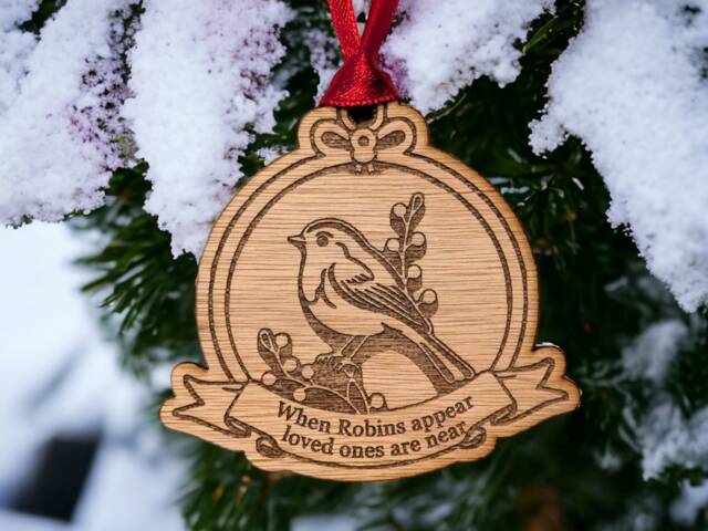 Personalised Robin Christmas Memorial Bauble - Engravable Wood Veneer Ornament - image 1
