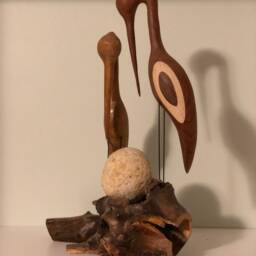 Handmade Wood Carving Of Heron Parents With Egg - thumbnail 2