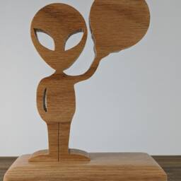 Handmade Solid Oak Alien Desk Clock - Novelty Timepiece - thumbnail 4