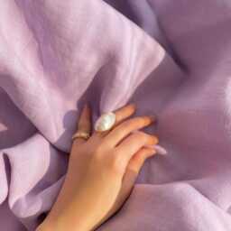 Pre-Washed 100% European Linen Fitted Sheet - Soft & Seamless Bedding in White, Cream, Pink, Purple Raspberry, Fuchsia - thumbnail 4
