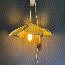 7-Petal Linen & Rattan Flower Lamp - Chandelier Wall Light Handcrafted - thumbnail 4