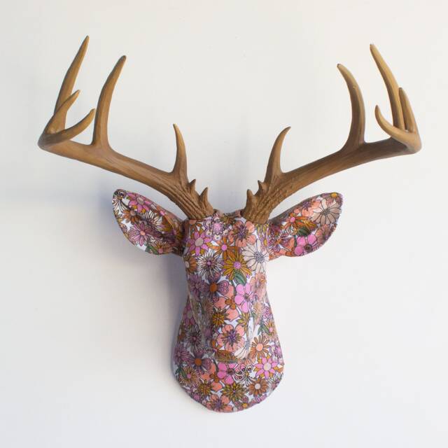 Faux Taxidermy Deer Head Fabric Wall Mount - Decor Pink Daisies Fad8500 - image 1