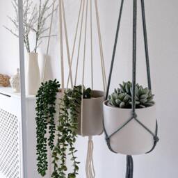Modern Macrame Plant Hanger - Eco-Friendly Recycled Cotton Home Decor Accessories Customizable Boho Scandinavian - thumbnail 2