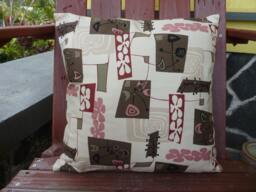 "50's Retro Pillow, Cover in Reproduction Bark Cloth, Nostalgic Throwpillow, Fun Furniture Accessory Caramel Tower Of Flower, 18""x18"