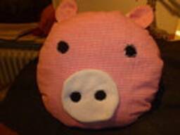 Pig Pillow, Cuddly Loving-Hab Pig - thumbnail 2