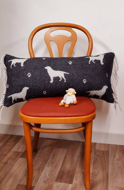 Uan Wool Wool Black & Grey Dog Cushion - image 1