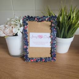 Fabric & Wood Heart Button Photo Frame 4 X 6 Inches - thumbnail 1