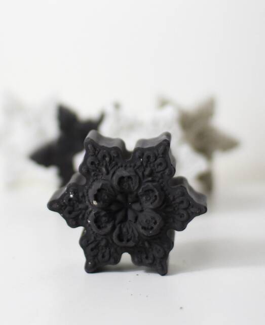 Decorative Stars Made Of Concrete Christmas Decorative With Ornaments On The Star, Pretty in Black, White Or Grey Festive Magnificent - image 1