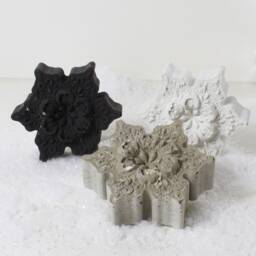 Decorative Stars Made Of Concrete Christmas Decorative With Ornaments On The Star, Pretty in Black, White Or Grey Festive Magnificent - thumbnail 2