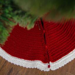 Red & White Crochet Christmas Tree Skirt Chunky Xmas Decor - thumbnail 3