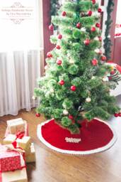 Red & White Crochet Christmas Tree Skirt Chunky Xmas Decor