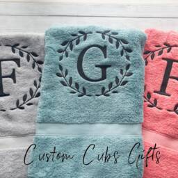Personalised Embroidered Towel With Decorative Initial, Bath Towel, Hand Sheet, Housewarming Gift, New Home, Christmas Gift - thumbnail 3