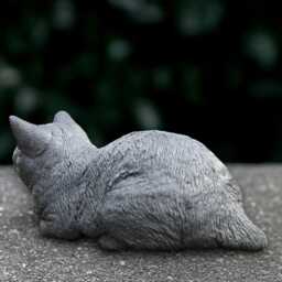Stone Kitten Sculpture Outdoor Cat Statue Garden Animal Figurine Memorial Decoration Handmade Kitty Ornament Lover Gift - thumbnail 4