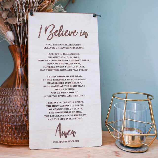 Apostle's Creed Wooden Banner Engraved Christian Wall Hanging - image 1