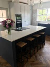 Bertie Fouroaks Wooden Oak Seat Stool - Steel Frame Industrial Counter Bar Stool - thumbnail 4