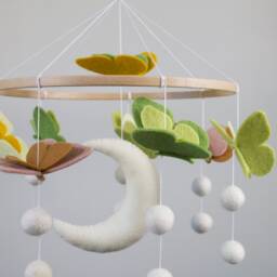 Butterflies Felt Baby Mobile, Unique Nursery Decor - thumbnail 3