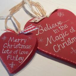 18 cm Rustic Christmas Wood Heart Decoration Believe in The Magic Of Personalised Baby's First Heart. Shabby Chic - thumbnail 3