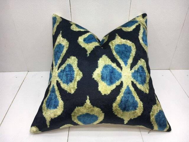 Handwoven Silk Ikat Pillow Cover, Modern Accent Cushion - 16x16 - image 1