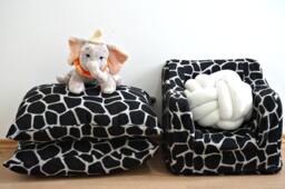 White Knot Cushion - Express Shipping - thumbnail 1